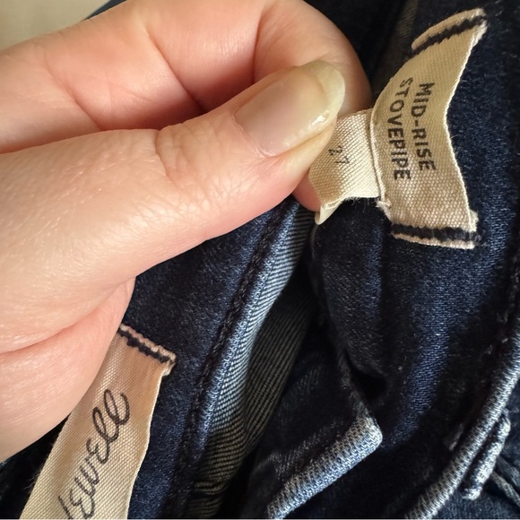 Madewell | Mid-Rise Stovepipe Jeans in Dahill Wash - Picture 6 of 7